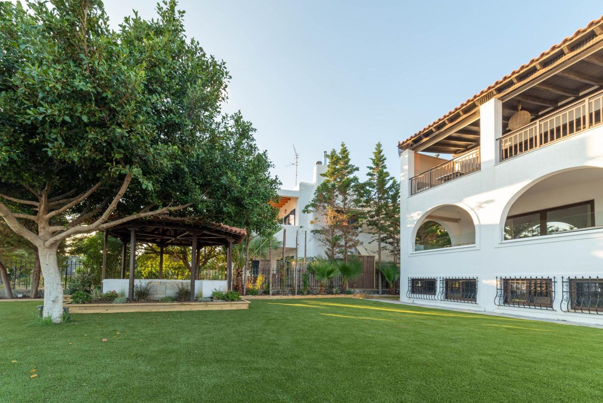 Alkis Guest House By Aegiankazarte Kapotidhes Luaran gambar
