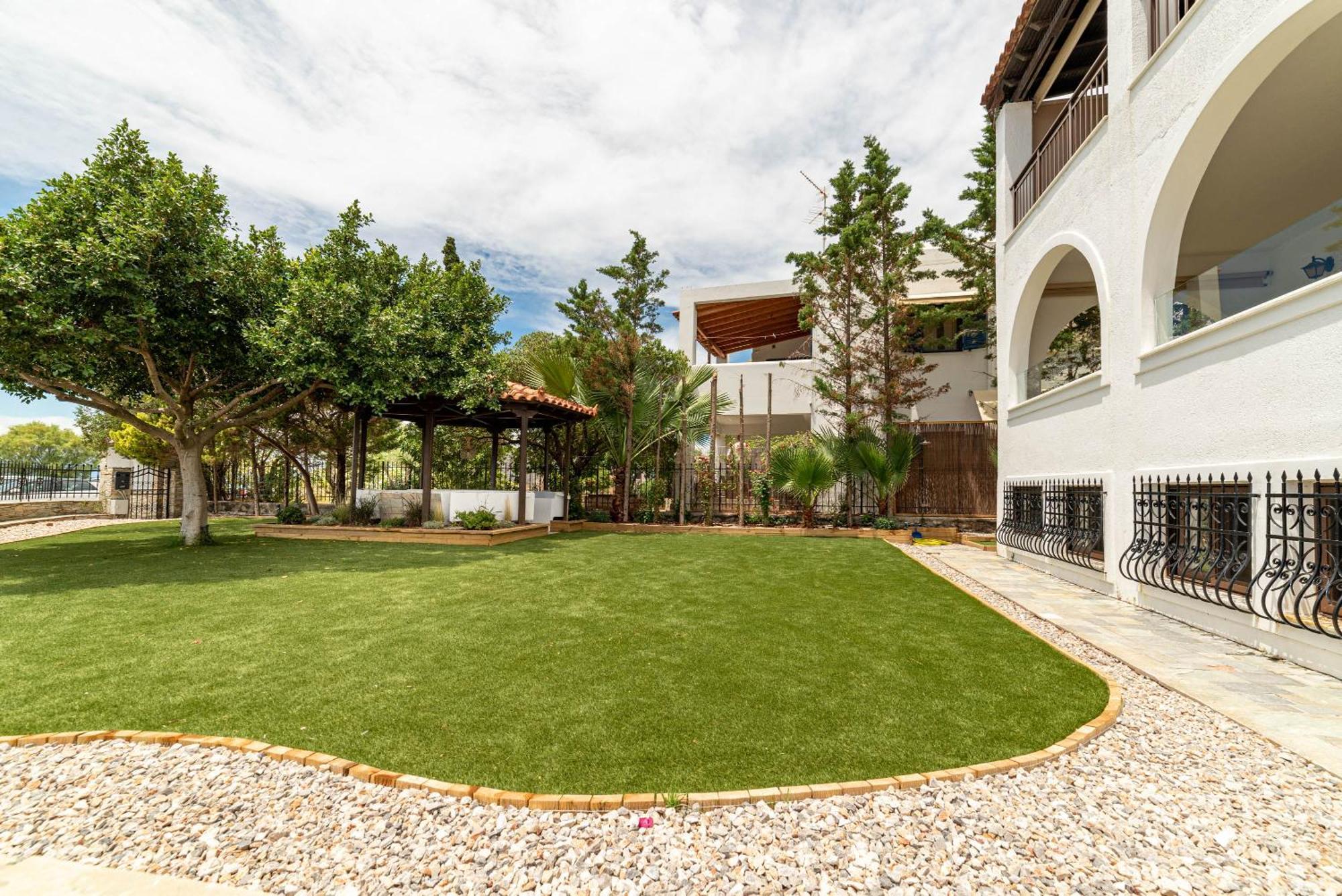 Alkis Guest House By Aegiankazarte Kapotidhes Luaran gambar