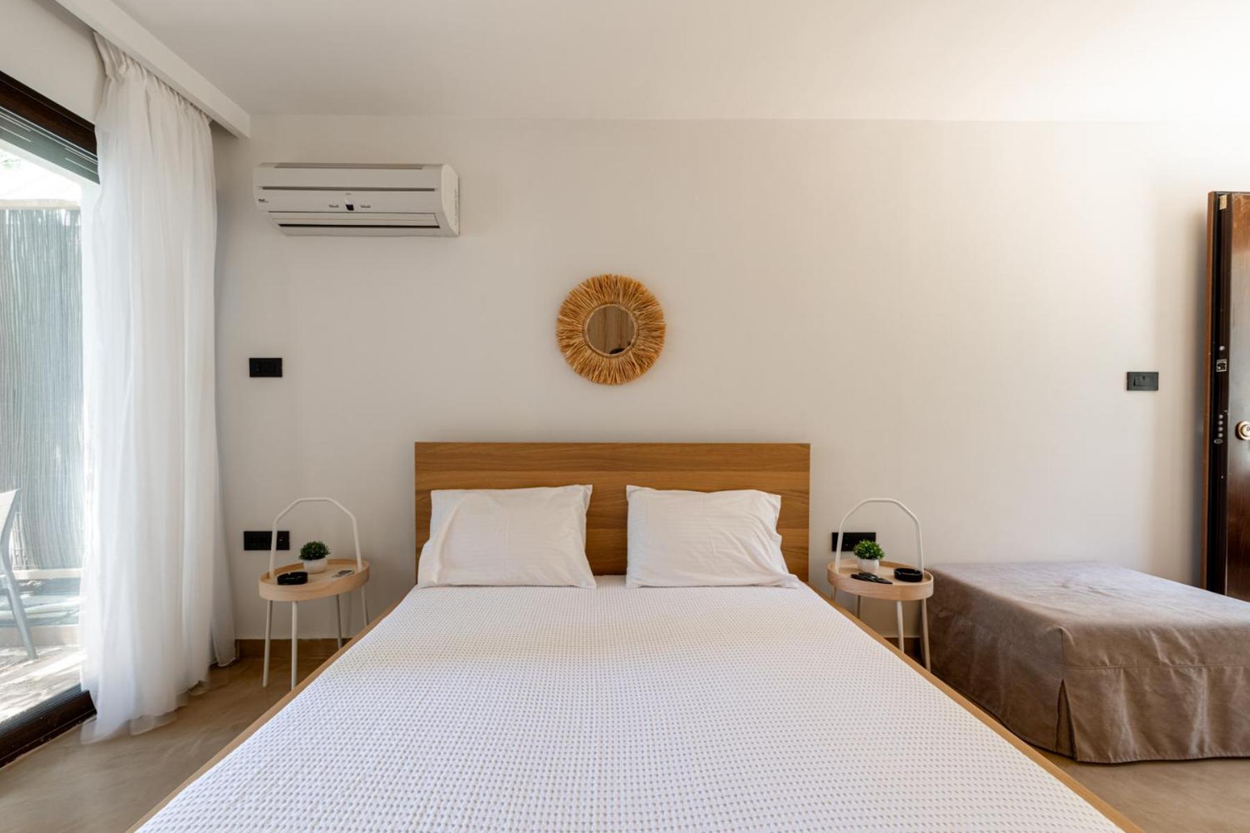 Alkis Guest House By Aegiankazarte Kapotidhes Luaran gambar