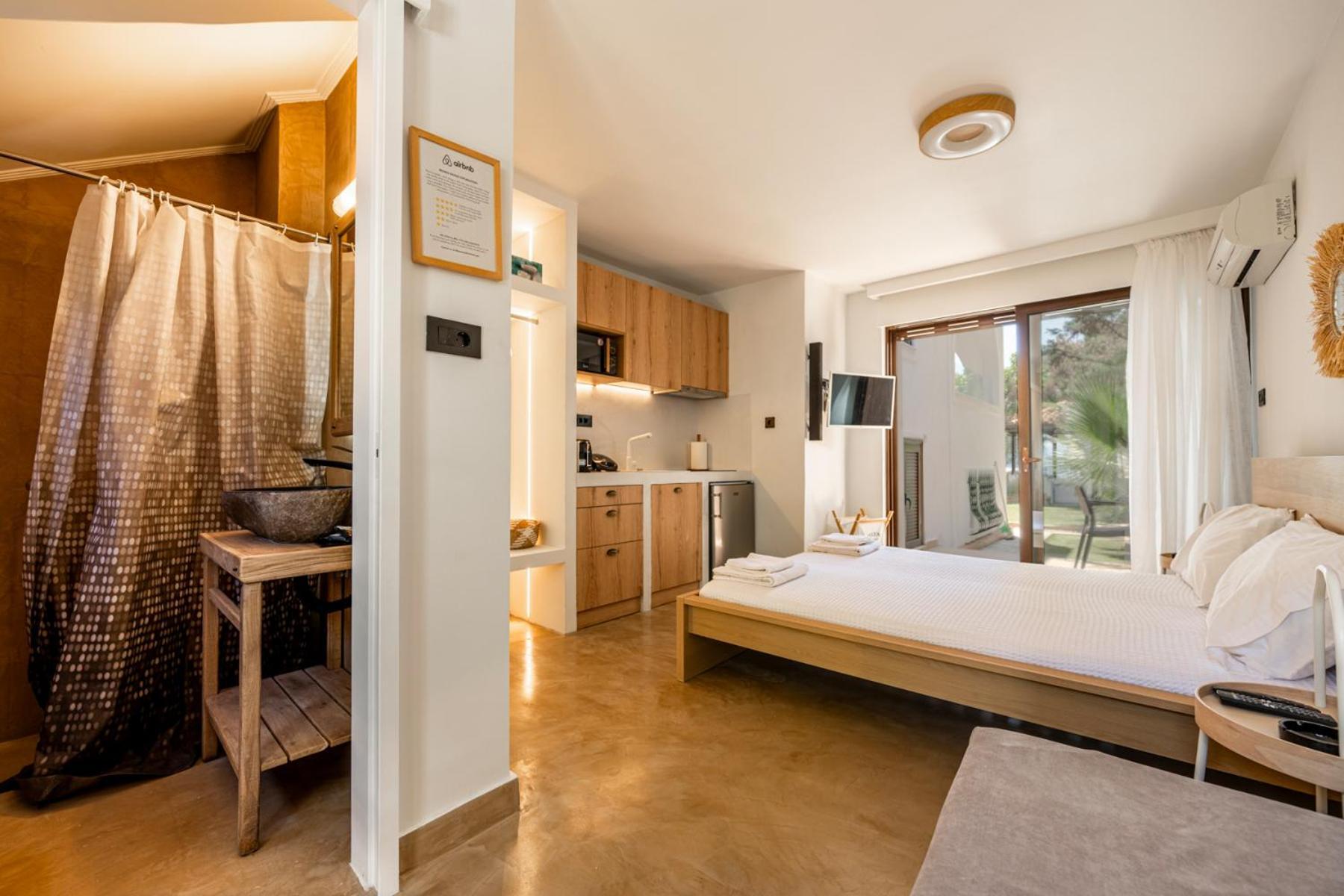Alkis Guest House By Aegiankazarte Kapotidhes Luaran gambar